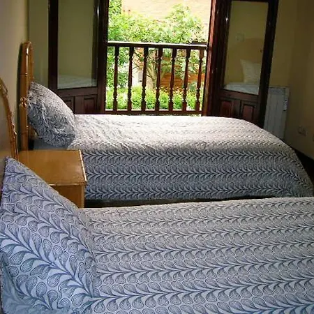 La Casa De بيت للعطل Rasines